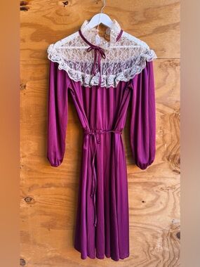 Vtg ILGWU Unionmade Dress Wine Lace midi Fit-Flared Long Sleeve